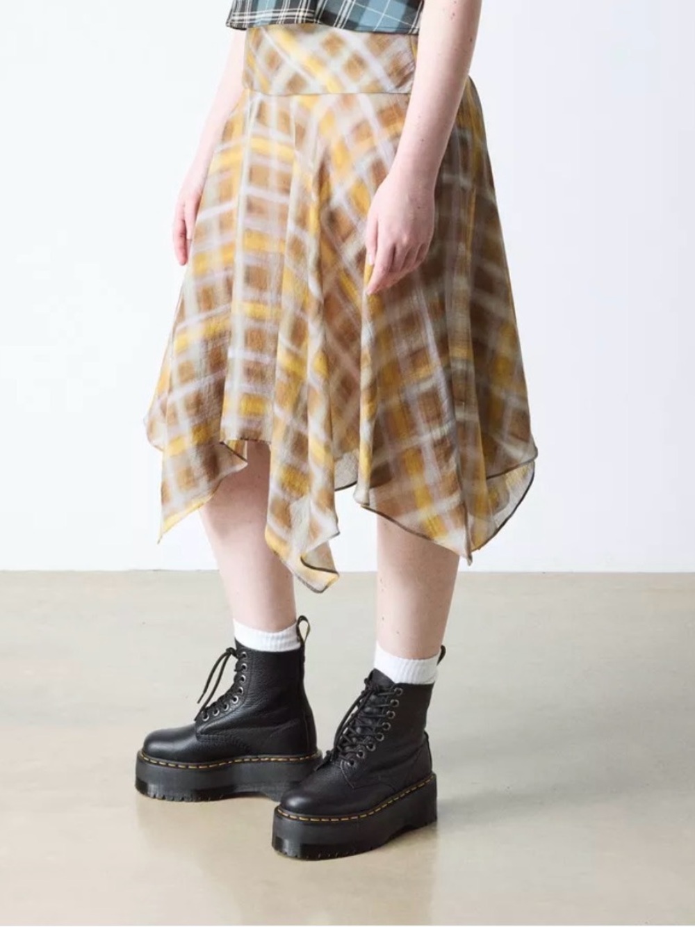Dr. Martens 1460 MAX LEATHER PLATFORM BOOTS in Black Pisa Size 9 - Picture 3 of 12